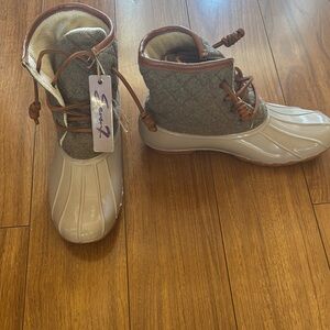 Sperry Duck Boots - Gray and Beige